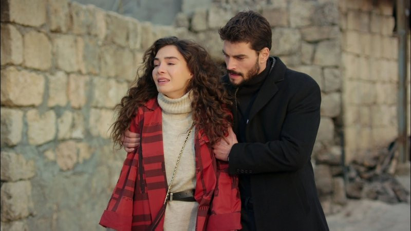 ATV'nin rekortmen dizisi Hercai'ye sürpriz transfer
