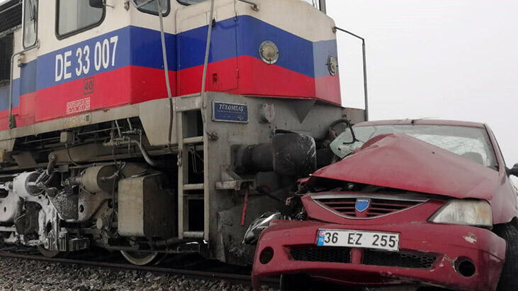 Kars'ta tren kazası: 3 ölü, 3 yaralı