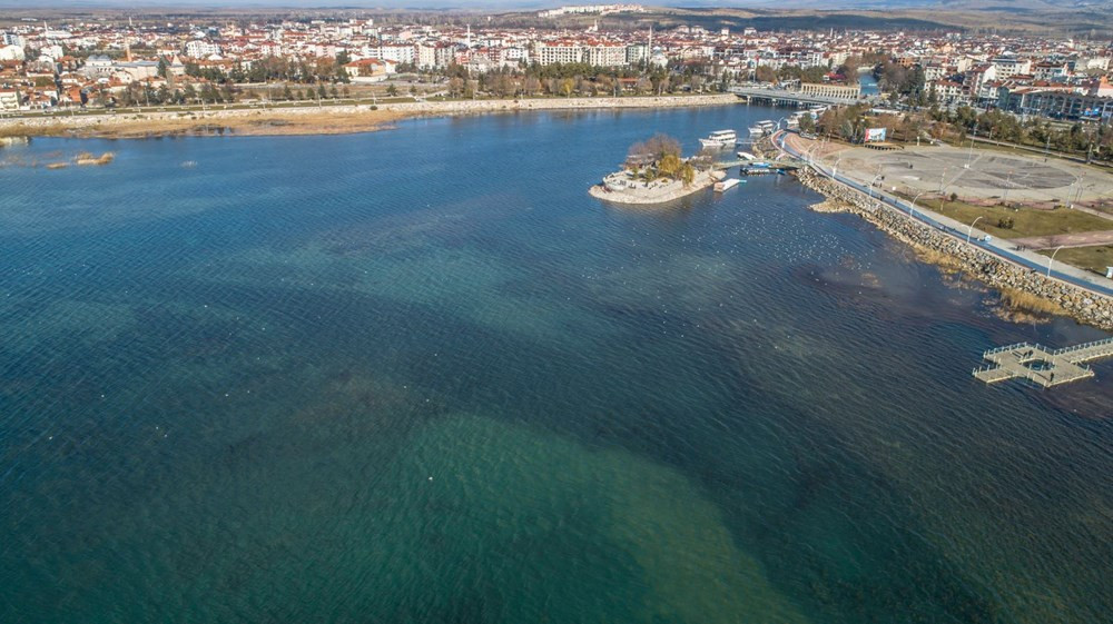 Türkiye'nin en büyüğü... Beyşehir Gölü'nde kuraklık tehlikesi