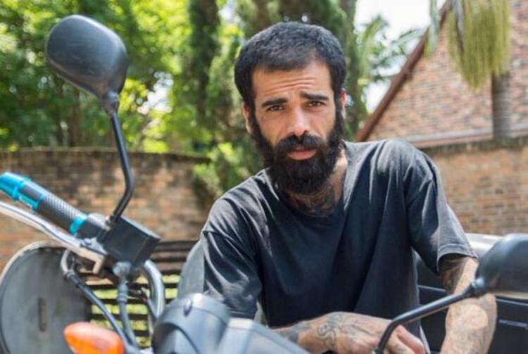 ''Beni ona yatılı yollamayacaksın değil mi anne ?''