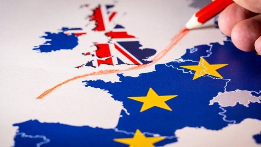 Brexit yasası Avam Kamarası'ndan kabul edildi