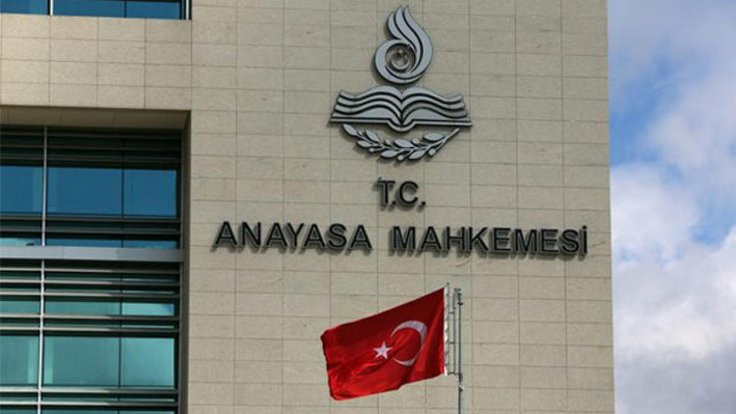 Anayasa Mahkemesi'nden KHK'lıların önünü açtı!