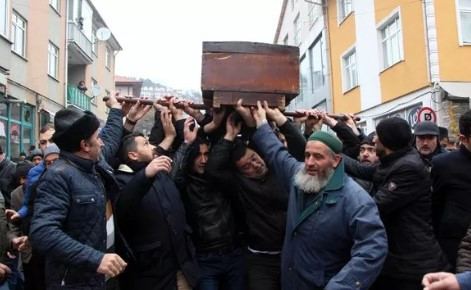 Osmanlı Devleti'nin son ulemasının cenazesine 3 bin kişi katıldı