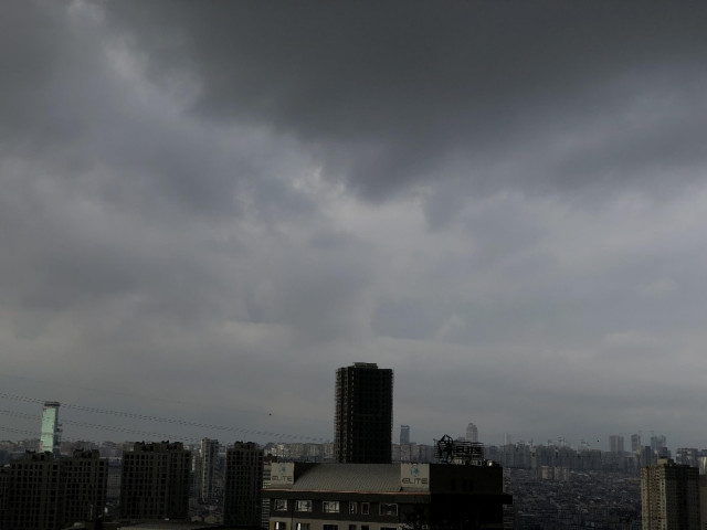 İstanbul'da gündüz geceye döndü