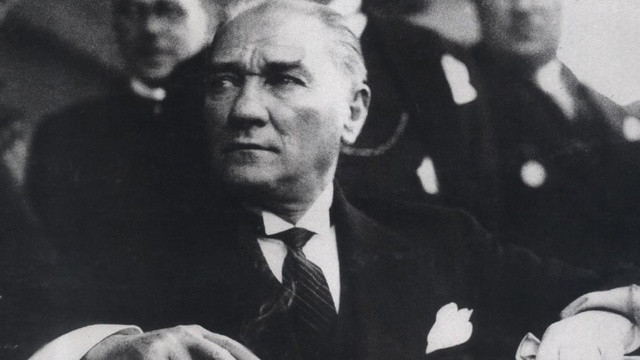 Devlet televizyonunda skandal Atatürk iftirası
