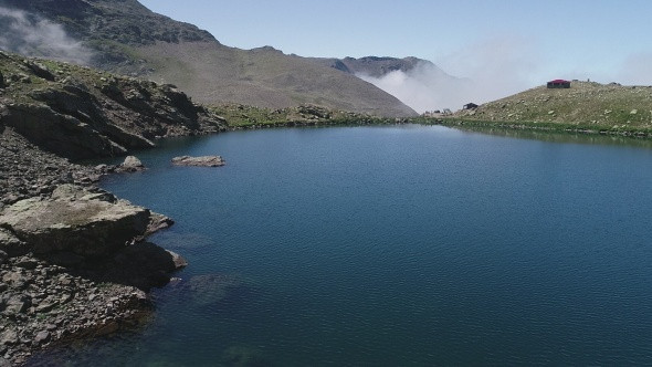 Giresun'un buzul gölleri kendisine hayran bırakıyor