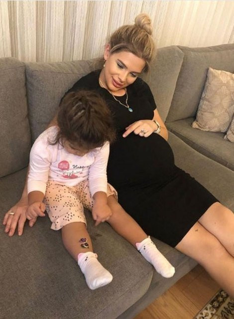 Hamileyken ihanete uğrayan Damla Ersubaşı ikinci kez anne oldu