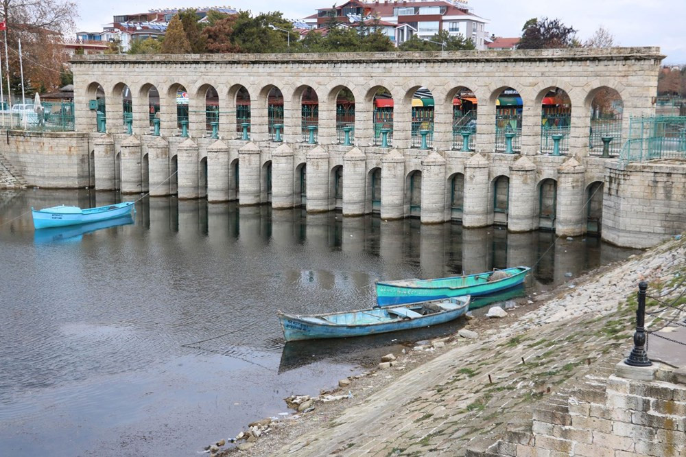 Beyşehir Gölü'nde korkutan görüntü ! Su seviyesi 20 metre düştü