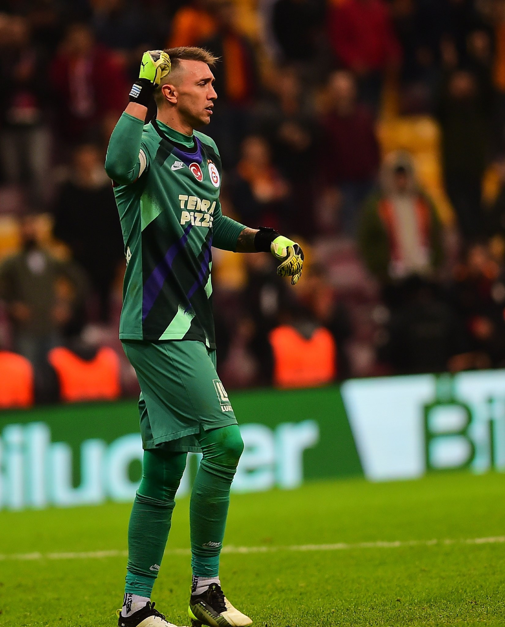Rıdvan Dilmen'den flaş Fernando Muslera yorumu
