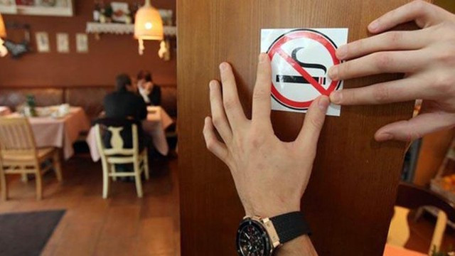 Sigara içenler için yeni düzenleme ! Artık her yerde içilmeyecek