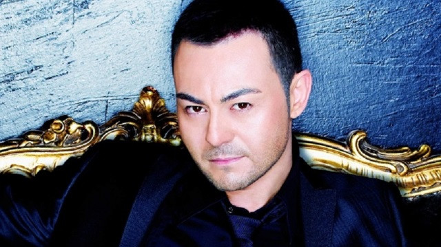 Serdar Ortaç'ın Başakşehir marşı sosyal medyayı salladı