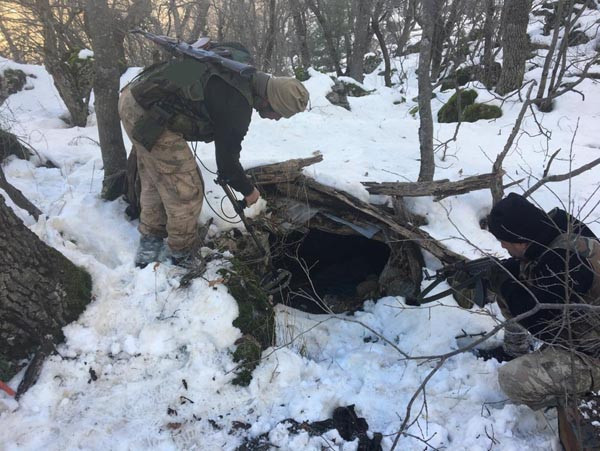 PKK'ya ağır darbe ! Mehmetçik hainlere nefes aldırmadı