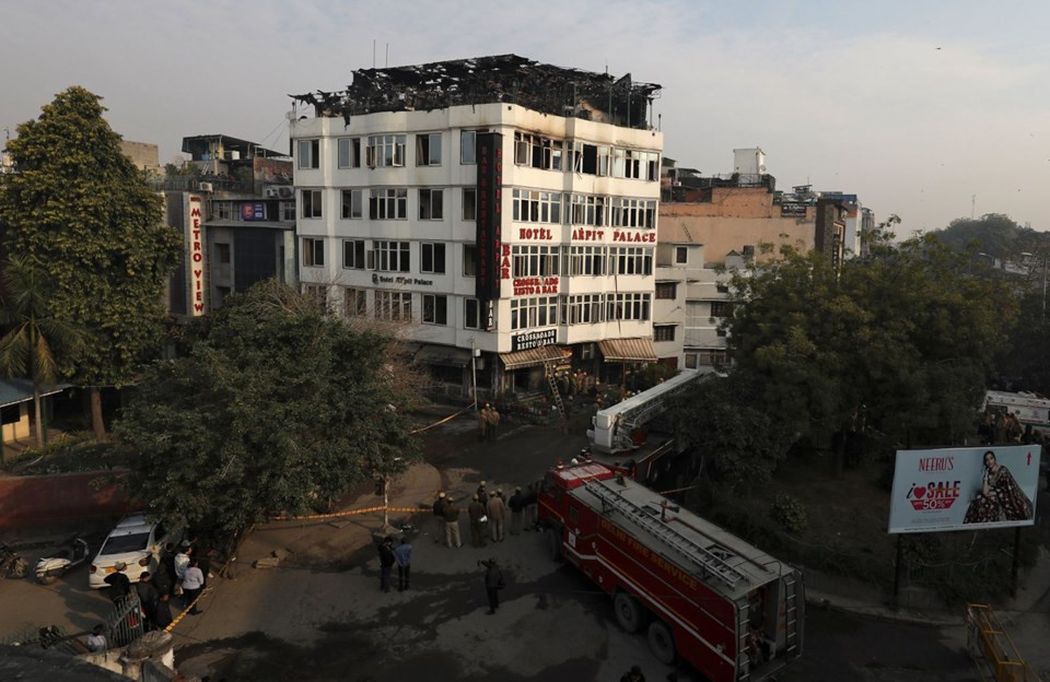 Otelde yangın faciası: 17 ölü, 4 yaralı