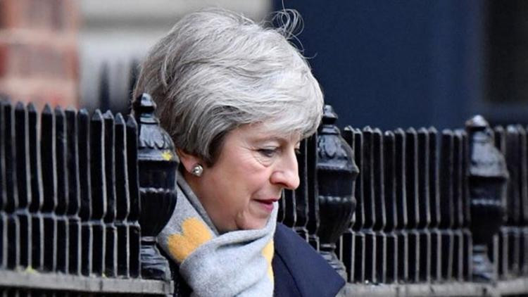 Parlamentodan hükümete Brexit darbesi