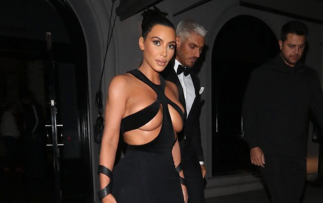 Kim Kardashian'ı çileden çıkaran elbise - Resim: 2