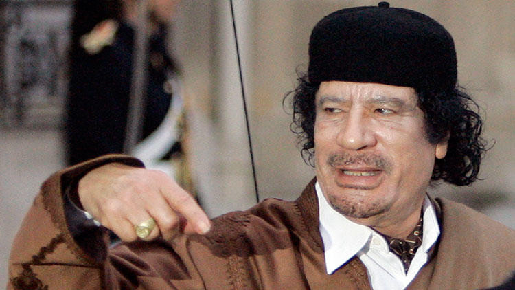 ''Sarkozy, Kaddafi'den 8 milyon dolar aldı''