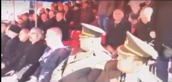  Skandal ! Protokol İstiklal Marşı'nda ayağa kalkmadı 