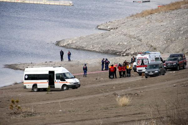 Gençlerin kamp keyfi ölümle bitti - Resim : 1
