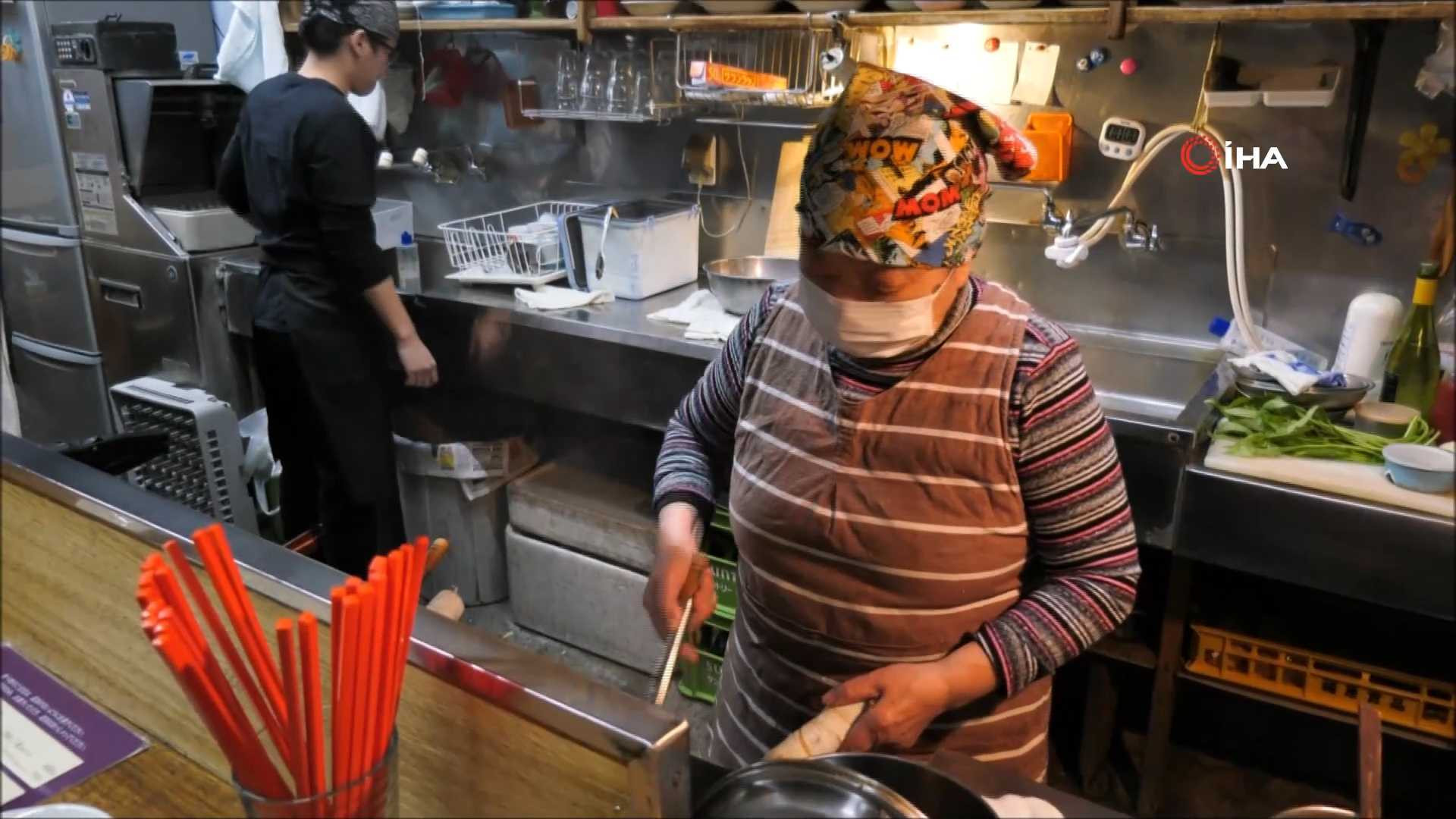 Dünyanın en yaşlı DJ’i dur durak bilmiyor