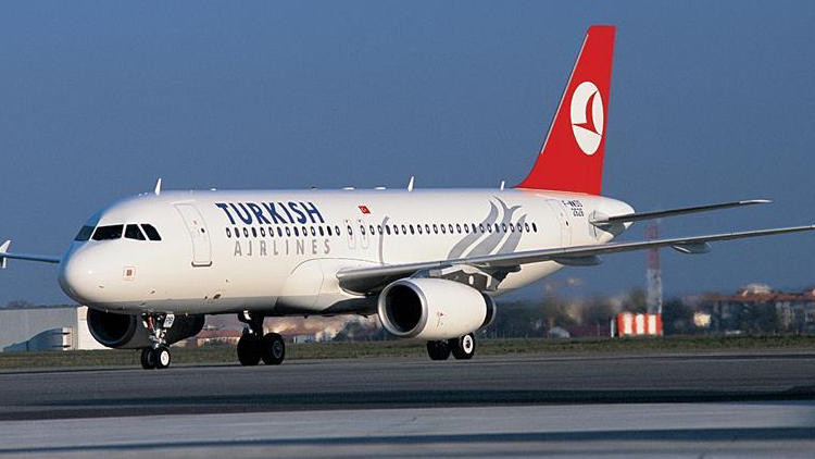 Kriz hava trafiğini de vurdu ! THY uçağı geri döndü