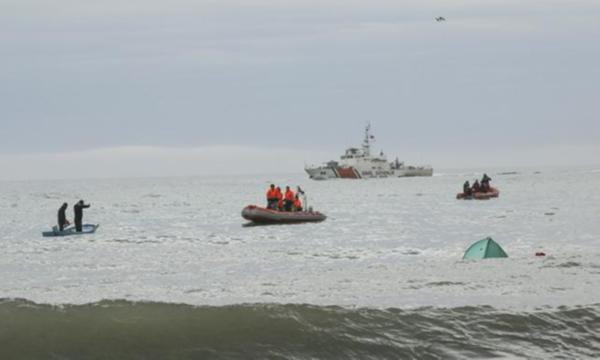 Karadeniz'de balıkçı teknesi battı: 2 ölü, 1 yaralı