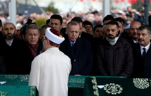 Alemdar ailesinden 9 kişi son yolculuğuna uğurlandı