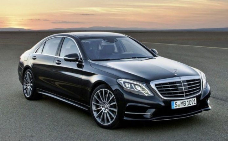 Mercedes'in o aracı rafa kaldırılıyor