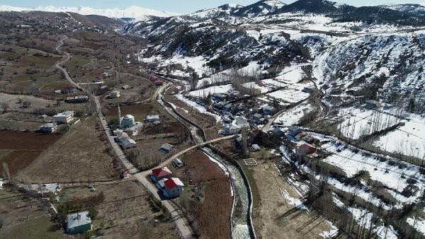 Sızıntı olan Alucra Barajı boşaltılıyor - Resim: 4
