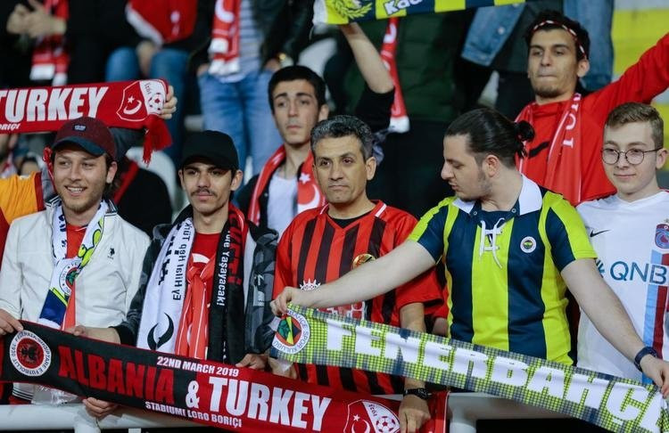 Herkes onu konuşuyor! Oğuzhan Özyakup... - Resim: 4