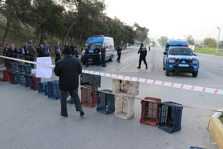 Özel mülkiyet olduğu gerekçesiyle Pamukkale yolunu kapattılar