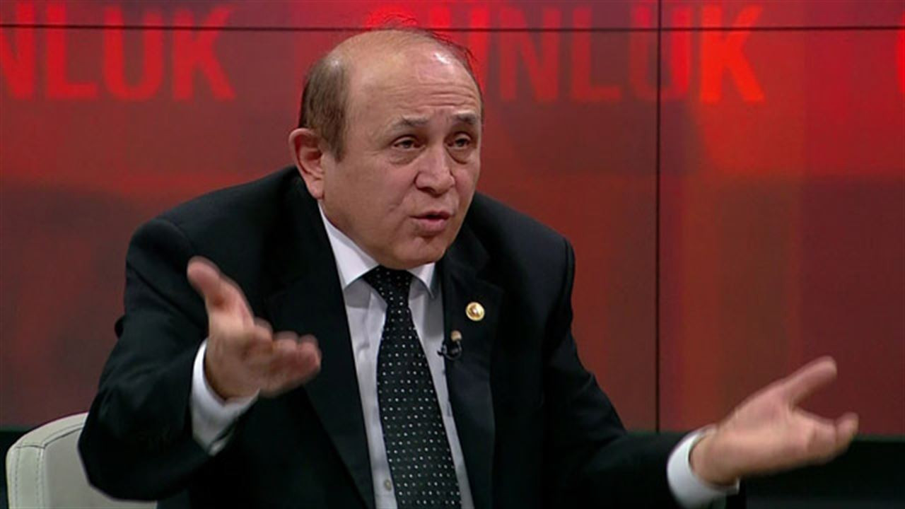 Burhan Kuzu'dan İstanbul hesabı sosyal medyanın diline düştü