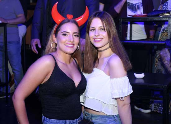 Antalya'da sezon açıldı ! Gece yarısı kapılar açıldı...