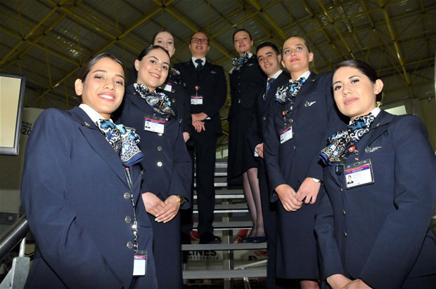 THY'nin yabancı kabin memurları