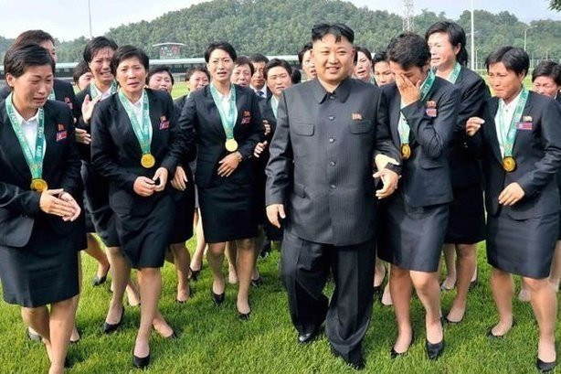 Yemeği soğuk gelen Kim Jong-Un bakın ne yapmış