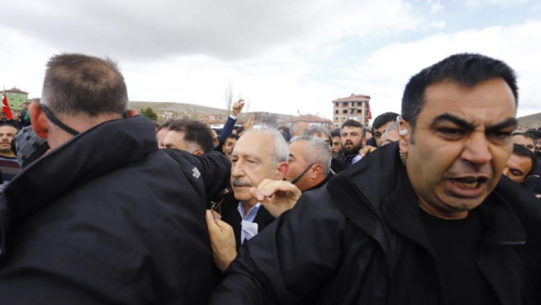 Kılıçdaroğlu'nun aracı, saldırı sonrası bu hale geldi
