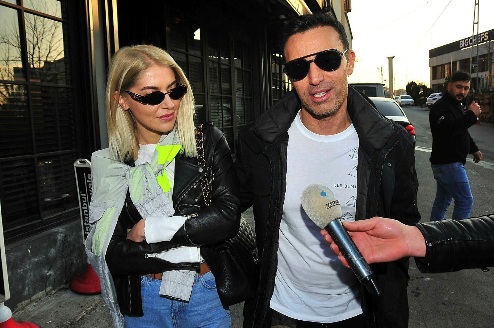 Mustafa Sandal ve Melis Sütşurup’a Emina Jahovic engeli