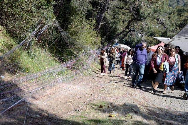 Dileklerinin kabul olması için Aya Yorgi'ye tırmandılar