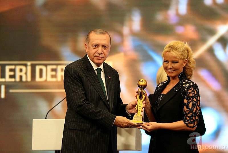 Ünlülerin çocukluk fotoğrafları sosyal medyayı salladı