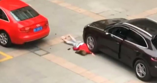 Barışma teklifini reddeden kız arkadaşına kabusu yaşattı