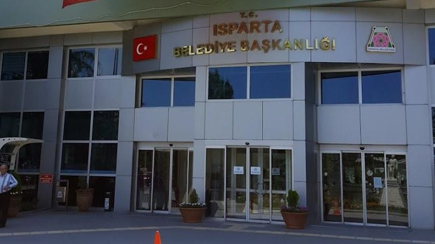 AK Partili başkan MHP’lileri işten çıkardı
