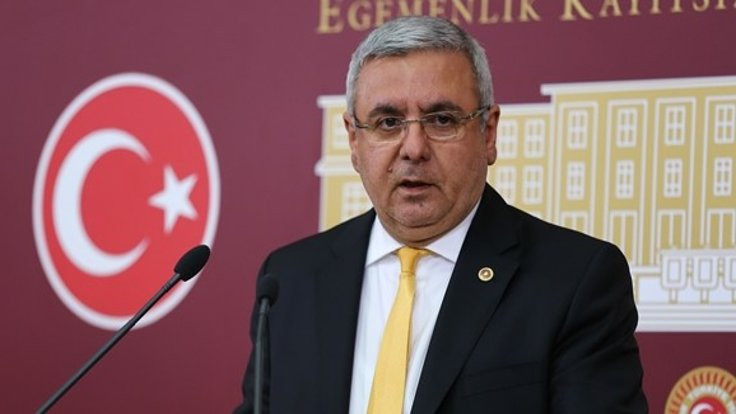 AK Partili Mehmet Metiner'den AK Partililere: ''Not ettik!''