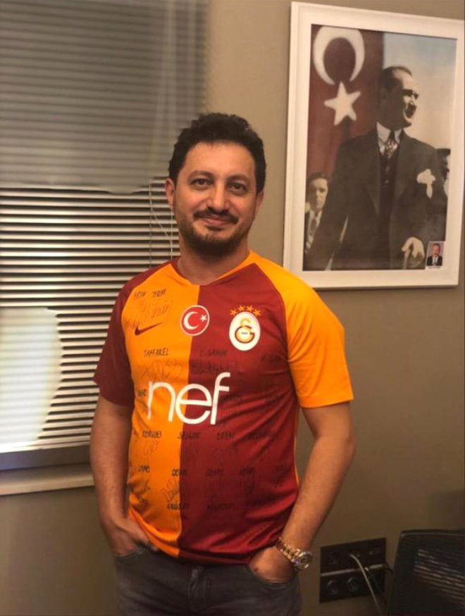 Fenerbahçe'ye 500 bin TL bağışlayan Galatasaraylı olay oldu