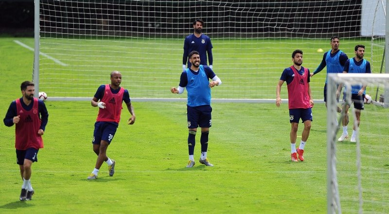 Fenerbahçe 4 transferle şampiyonluk kovalayacak