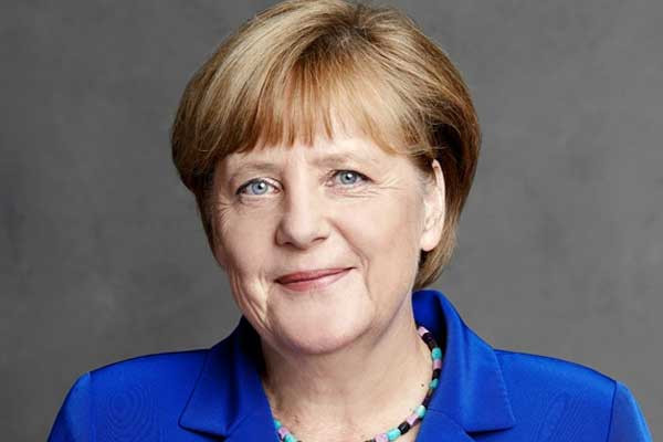 Merkel'den yerel seçim çıkışı: ''AB üyeliğine olmuyor''