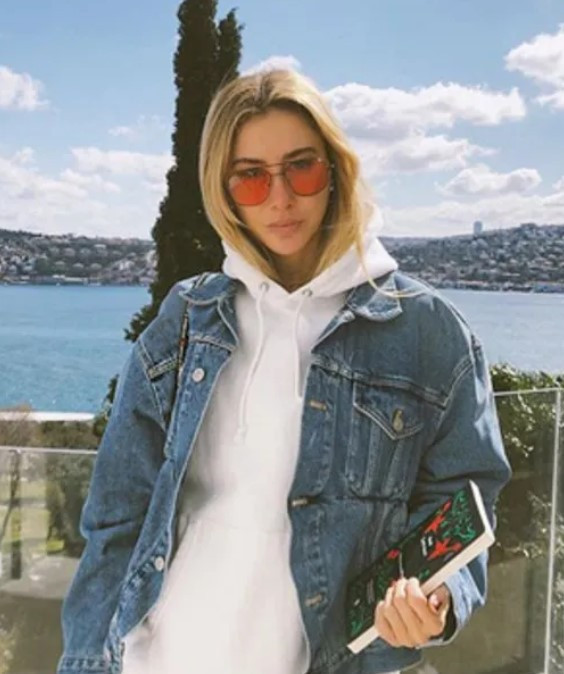 Şeyma Subaşı yeni evine taşındı
