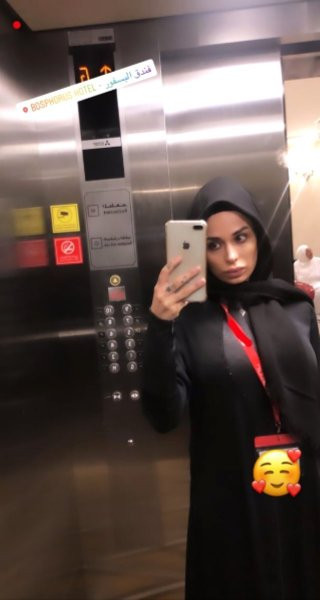 Sosyal medya fenomeni Merve Sanay tesettüre girdi