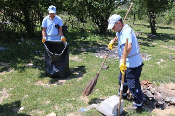 Rezalet ! Piknikçiler el birliğiyle İstanbul'u çöplüğe çevirdi - Resim: 3