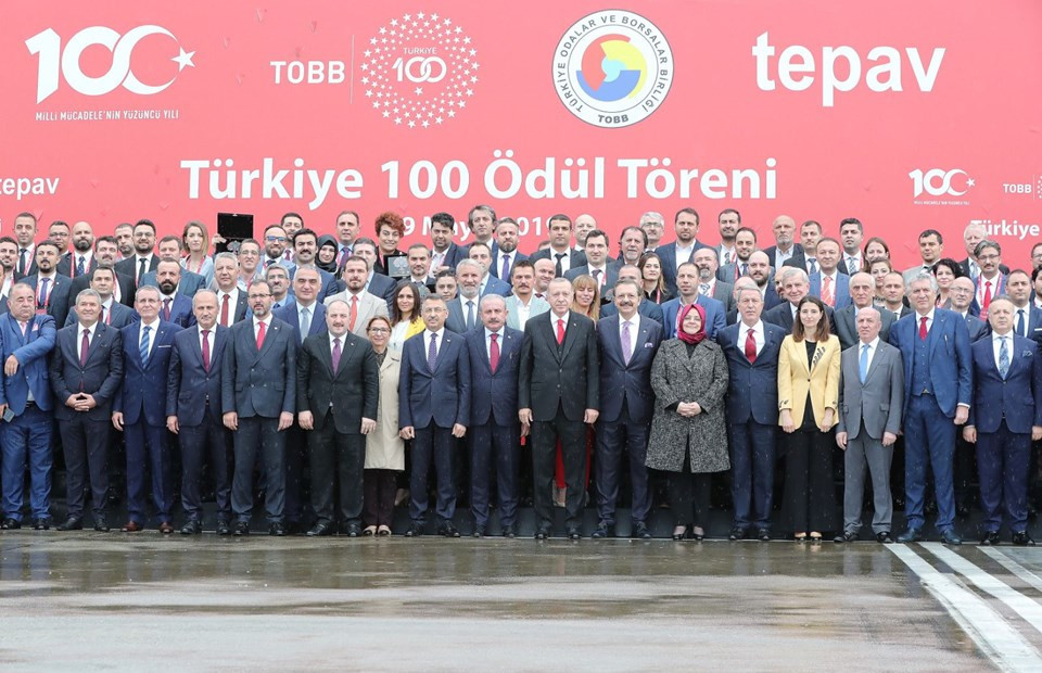 19 Mayıs töreninde liderlerden birlik pozu