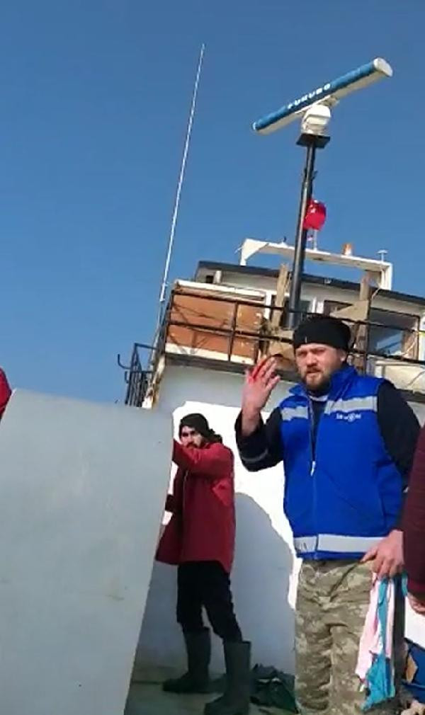 Türk balıkçı teknesine ateş açıldı: 3 yaralı, 5 gözaltı