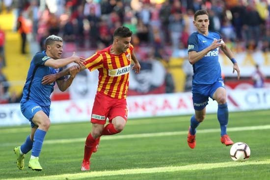 Gündemi sarsan iddia! Arda Turan, Galatasaray'a mı geliyor?